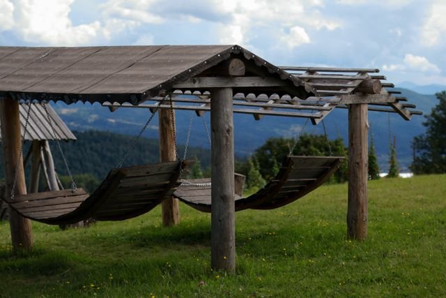 Why Timber Pergolas Remain the Gold Standard for Outdoor Structures